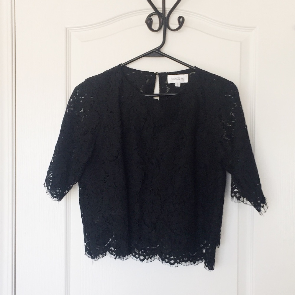 SPACE 46 black lace top with (longer) short sleeve